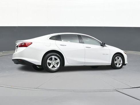 Used 2025 Chevrolet Malibu LS FWD image 48