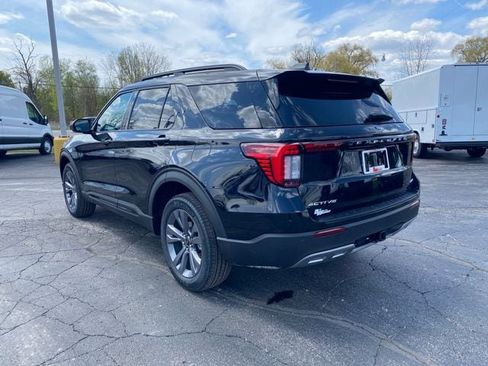 New 2026 Ford Explorer Active w/ Active Comfort Package AWD/4WD image 4