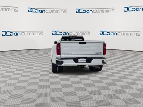 Used 2024 Chevrolet Silverado 3500 High Country w/ High Country Premium Package AWD/4WD image 7