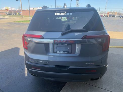 Used 2022 GMC Acadia AT4 w/ Technology Package AWD/4WD image 8