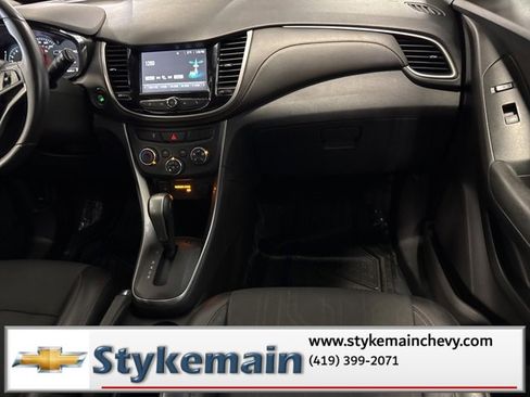 Used 2017 Chevrolet Trax LT w/ LT Convenience Package image 15