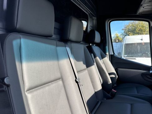 New 2025 Mercedes-Benz Sprinter 2500 image 18