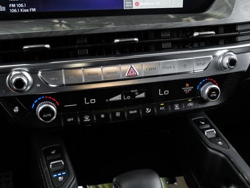 Used 2023 Kia Telluride SX X-Pro AWD/4WD image 35