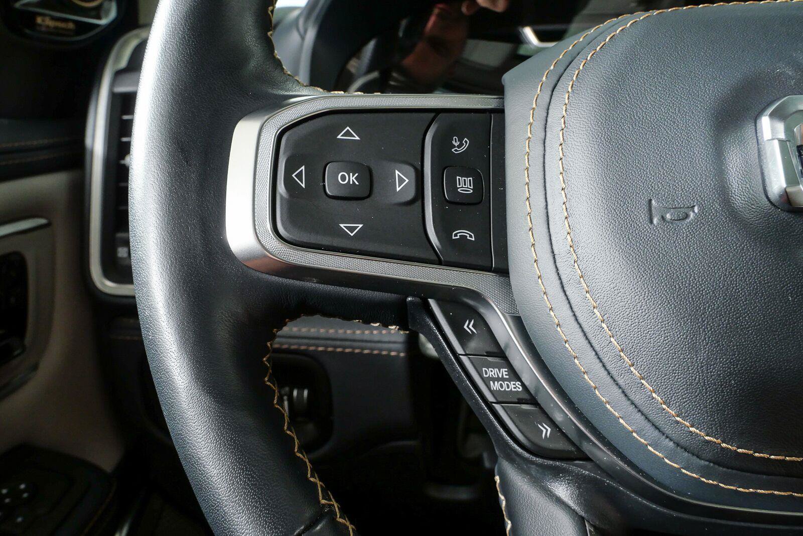Used 2025 RAM 1500 Tungsten AWD/4WD image 12