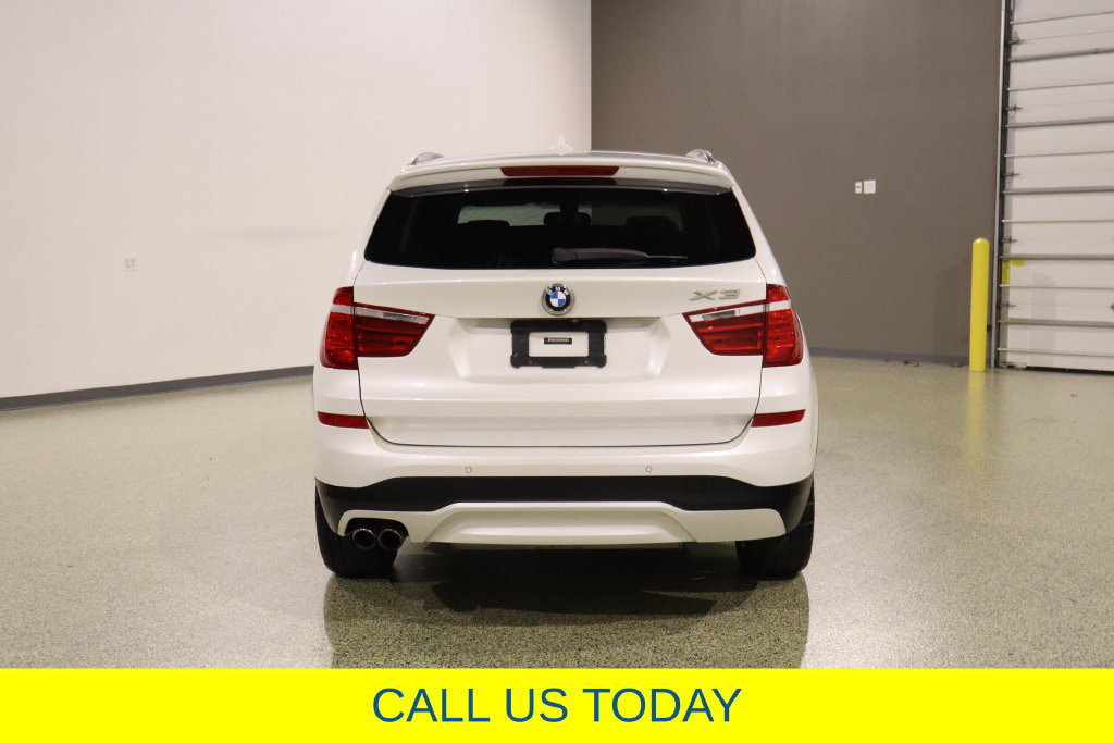 Used 2017 BMW X3 sDrive28i RWD image 9