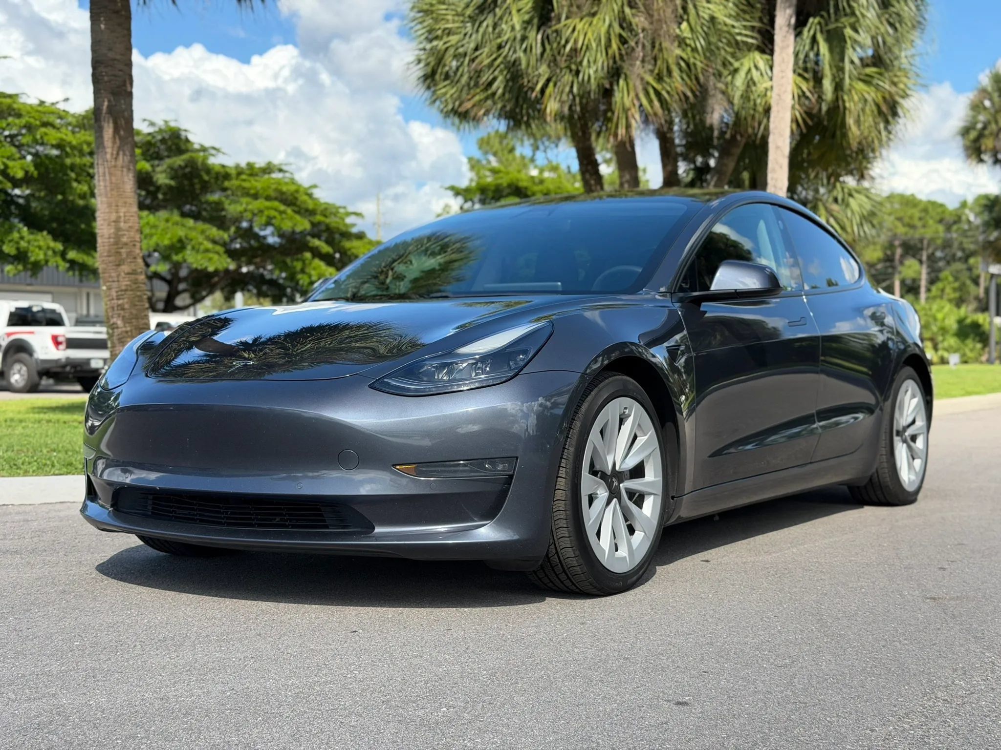 Used 2021 Tesla Model 3 Long Range AWD/4WD image 3