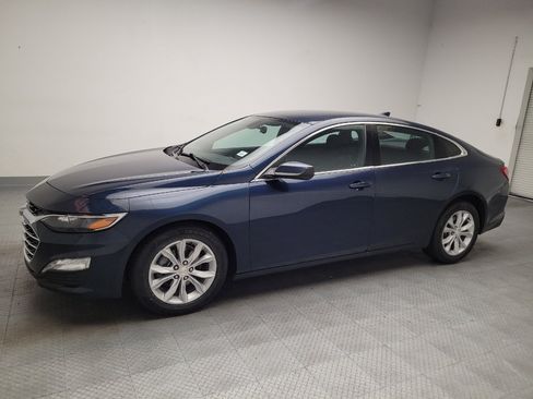 Used 2022 Chevrolet Malibu LT FWD image 2