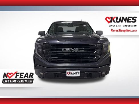 Used 2023 GMC Sierra 1500 Elevation w/ LPO, Elevation Black Package image 5