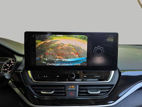 Used 2023 Nissan Altima 2.5 SR w/ SR Premium Package AWD/4WD image 25