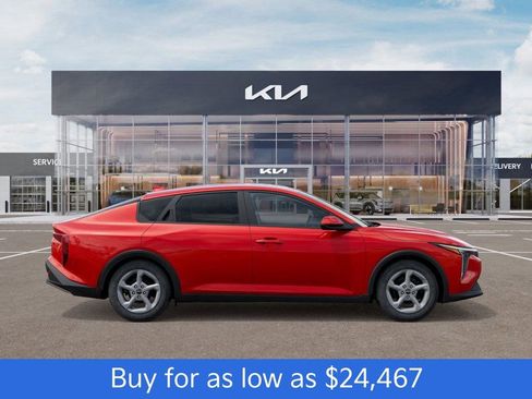 New 2025 Kia K4 LXS image 7