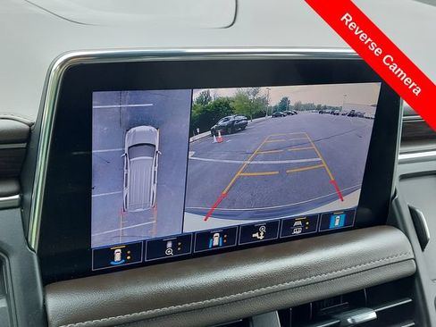 Used 2021 Chevrolet Tahoe Z71 w/ Z71 Signature Package AWD/4WD image 13