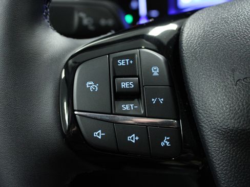 New 2026 Ford Escape SE image 20