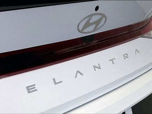 New 2026 Hyundai Elantra Sport FWD image 17