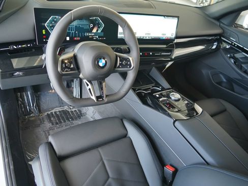 New 2026 BMW 530i w/ M Sport Package RWD image 13
