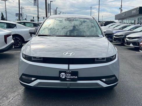 Used 2024 Hyundai Ioniq 5 SEL AWD/4WD image 4