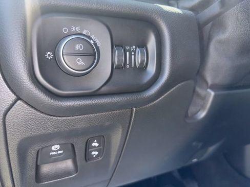 Used 2019 RAM 1500 Sport w/ Level 2 Equipment Group AWD/4WD image 16