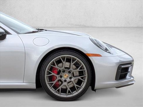 Used 2024 Porsche 911 Carrera S image 11