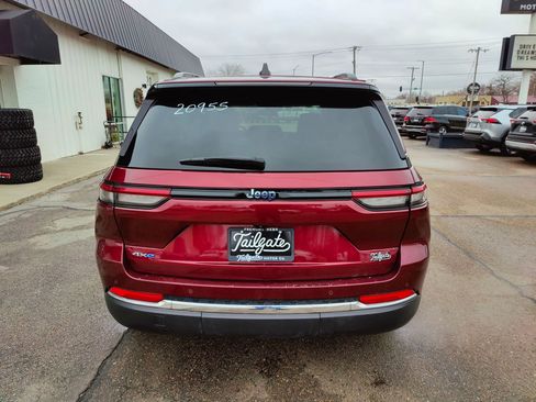 Used 2024 Jeep Grand Cherokee Limited 4xe AWD/4WD image 6