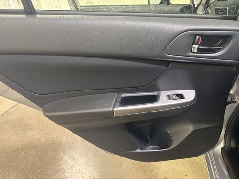 Used 2015 Subaru Impreza 2.0i Premium image 19