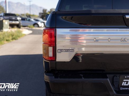 Used 2018 Ford F150 Limited image 14