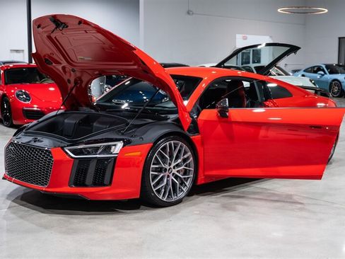 Used 2017 Audi R8 V10 plus AWD/4WD image 33