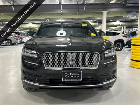 Certified 2023 Lincoln Nautilus Reserve image 6