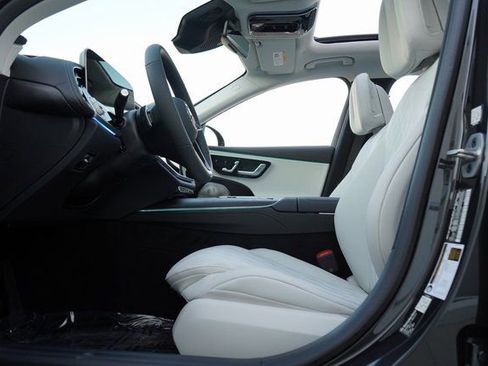 New 2026 Mercedes-Benz E 450 4MATIC Sedan image 24