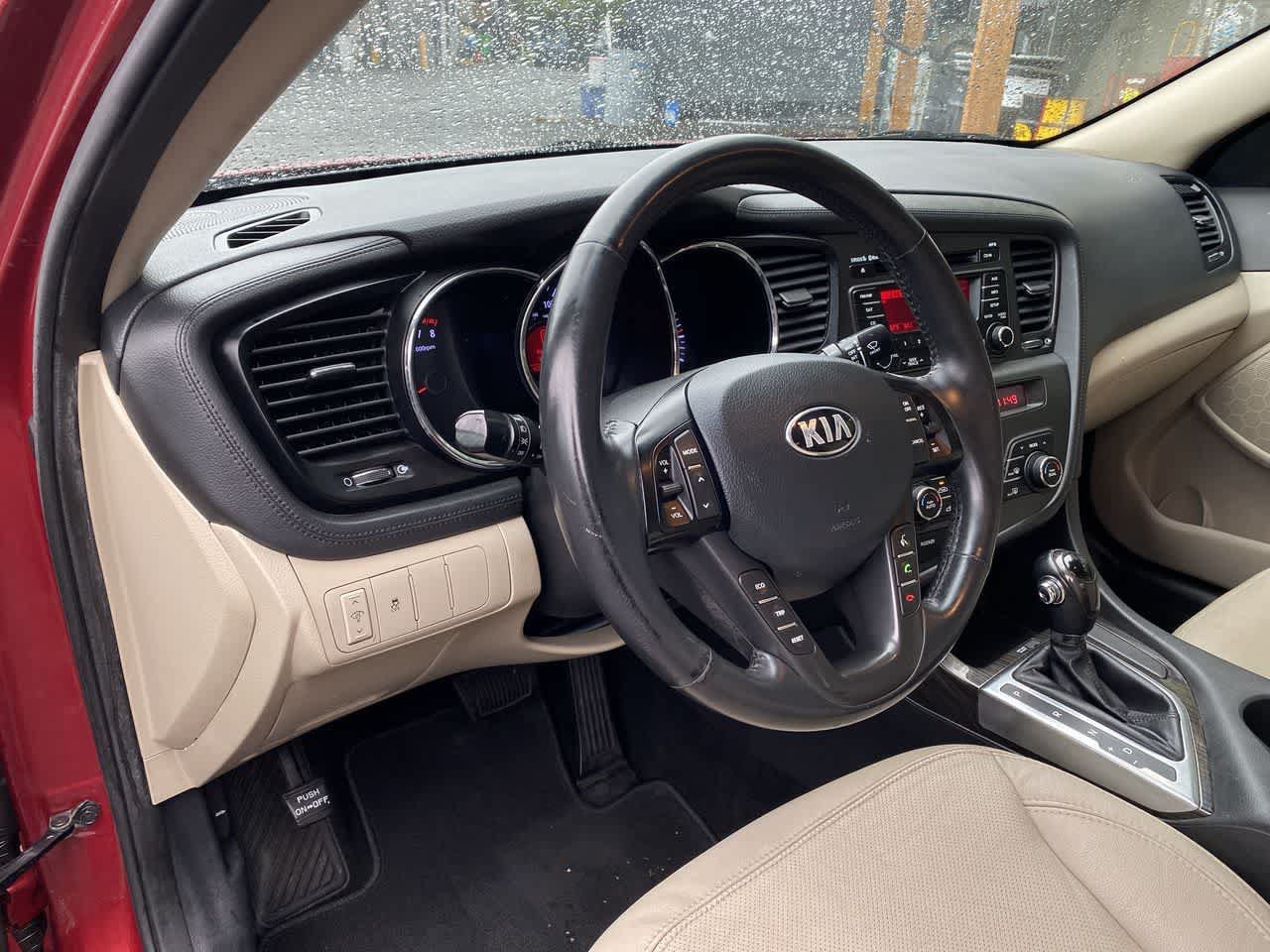 Used 2013 Kia Optima EX FWD image 2