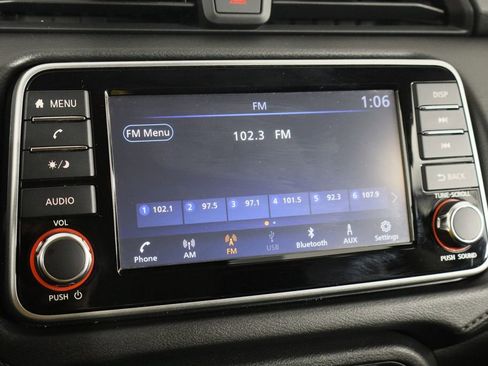 Used 2024 Nissan Versa S w/ S Plus Package image 28