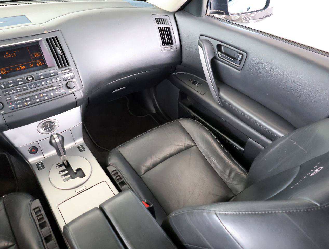 Used 2004 INFINITI FX35 2WD w/ Touring Pkg image 18