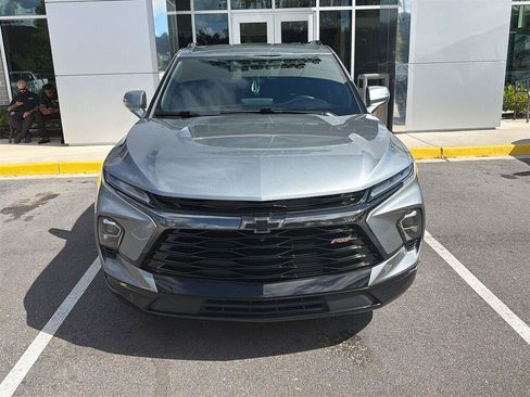 Used 2024 Chevrolet Blazer RS w/ Driver Confidence II Package FWD image 2