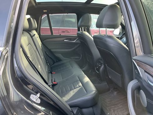 Used 2019 BMW X3 xDrive30i w/ Executive Package image 3