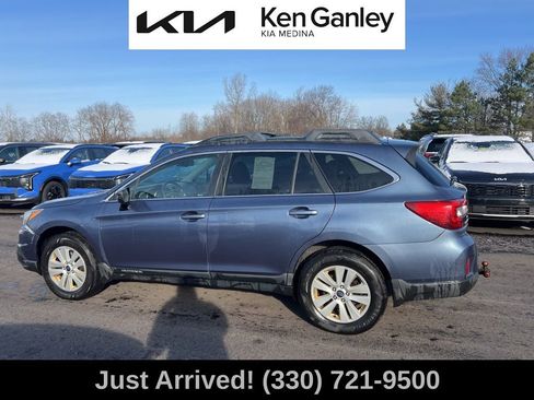 Used 2015 Subaru Outback 2.5i Premium image 8