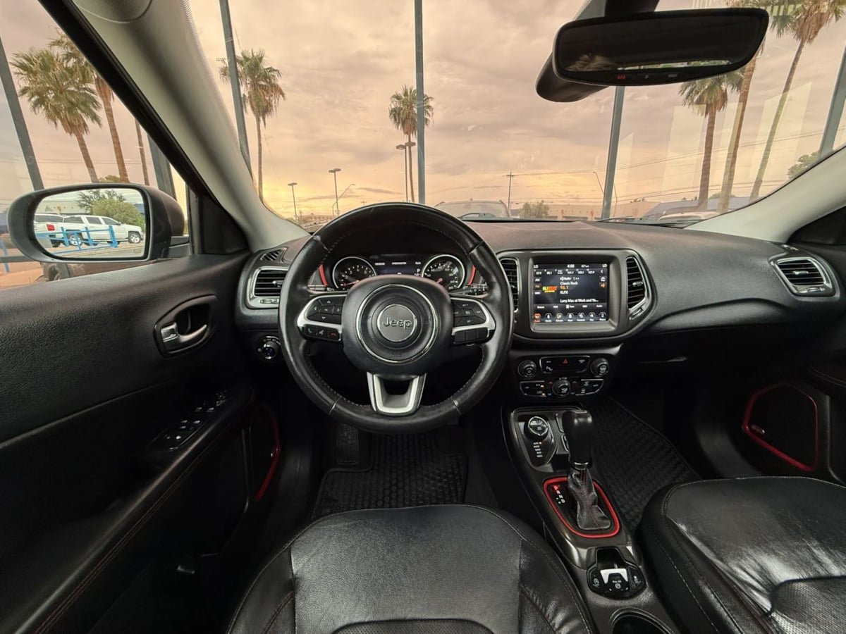 Used 2019 Jeep Compass Trailhawk w/ Leather Interior Group AWD/4WD image 52