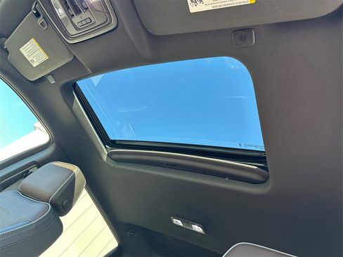 Used 2025 GMC Sierra 2500 Denali w/ Denali Reserve Package image 33