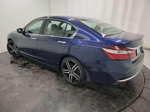 Used 2017 Honda Accord Sport Special Edition image 6