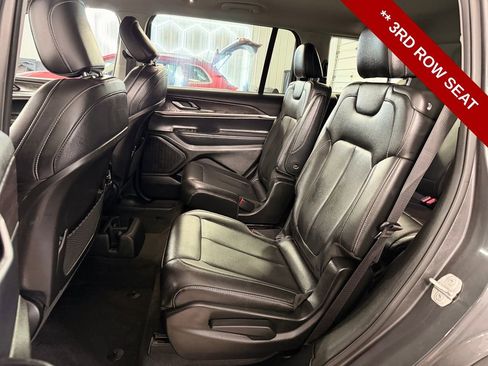 Used 2023 Jeep Grand Cherokee L Limited image 14