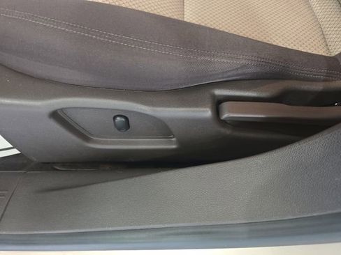 Used 2009 Chevrolet Malibu LS FWD image 13