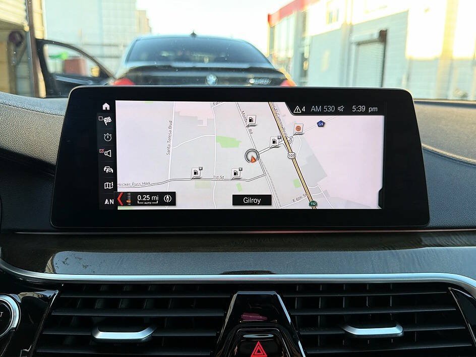 Used 2018 BMW 540i RWD image 8