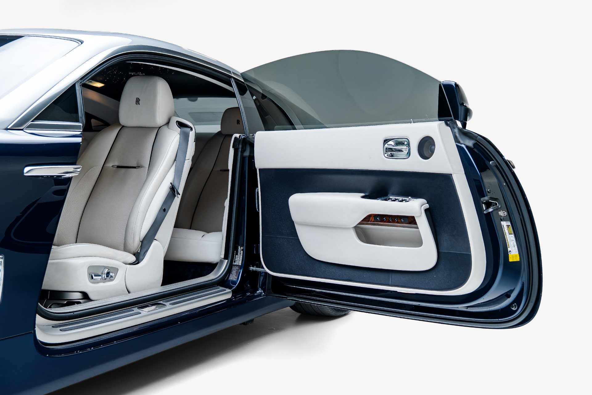 Used 2014 Rolls-Royce Wraith RWD image 3