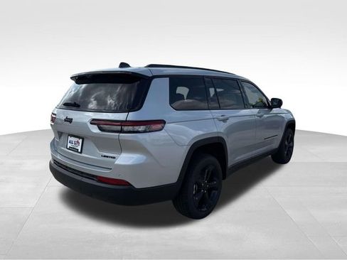 New 2025 Jeep Grand Cherokee L Limited w/ Luxury Tech Group II RWD image 23