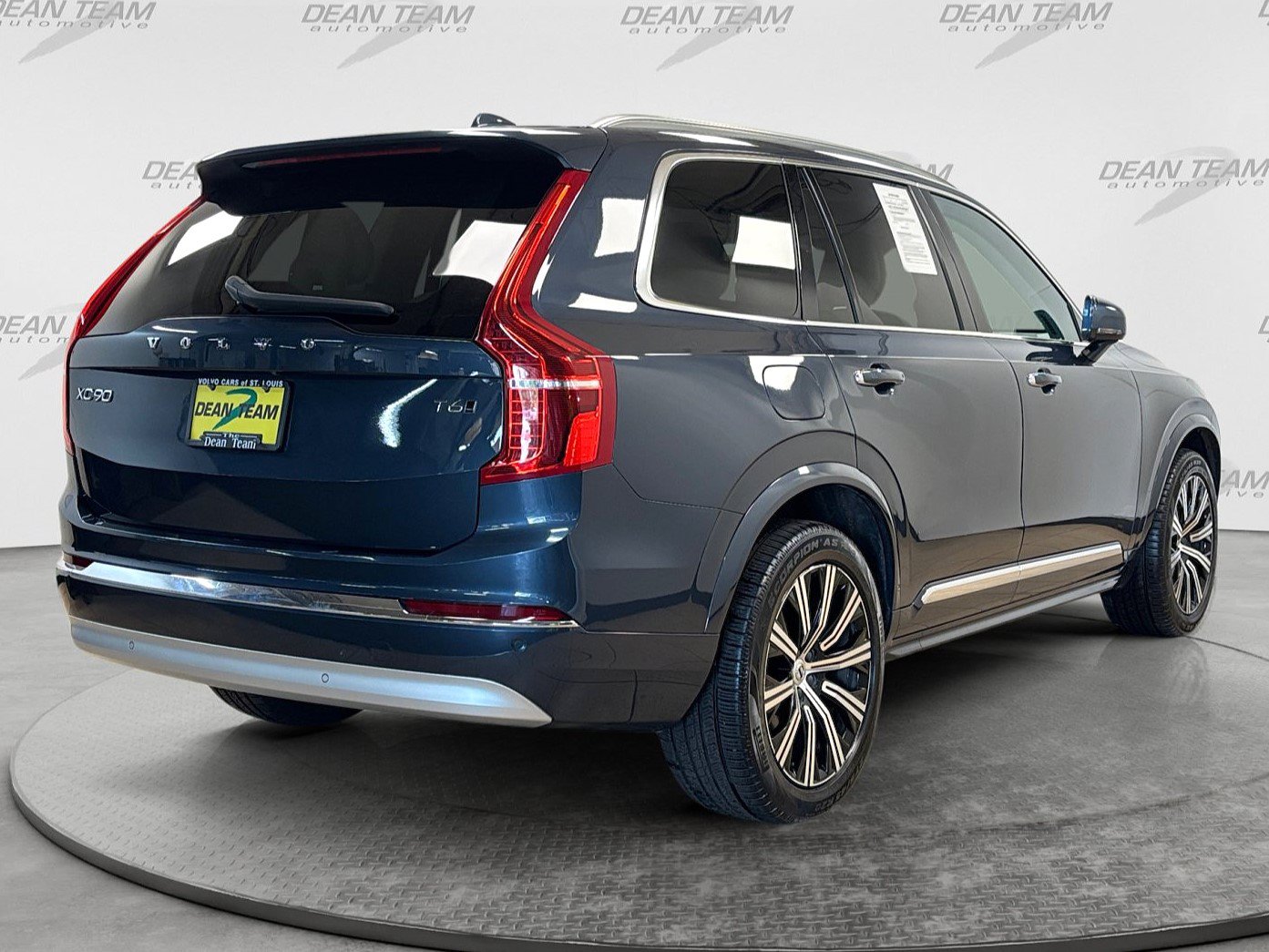 Used 2022 Volvo XC90 T6 Inscription AWD/4WD image 4