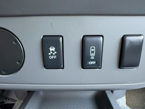 Used 2013 Nissan Frontier SV w/ SV Value Truck Pkg RWD image 12