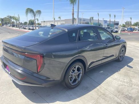 Used 2025 Kia K4 FWD image 8