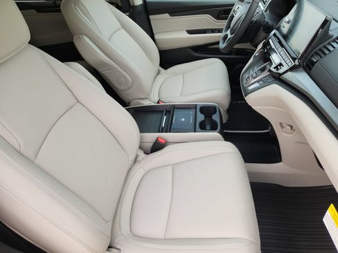 New 2026 Honda Odyssey EX-L image 13