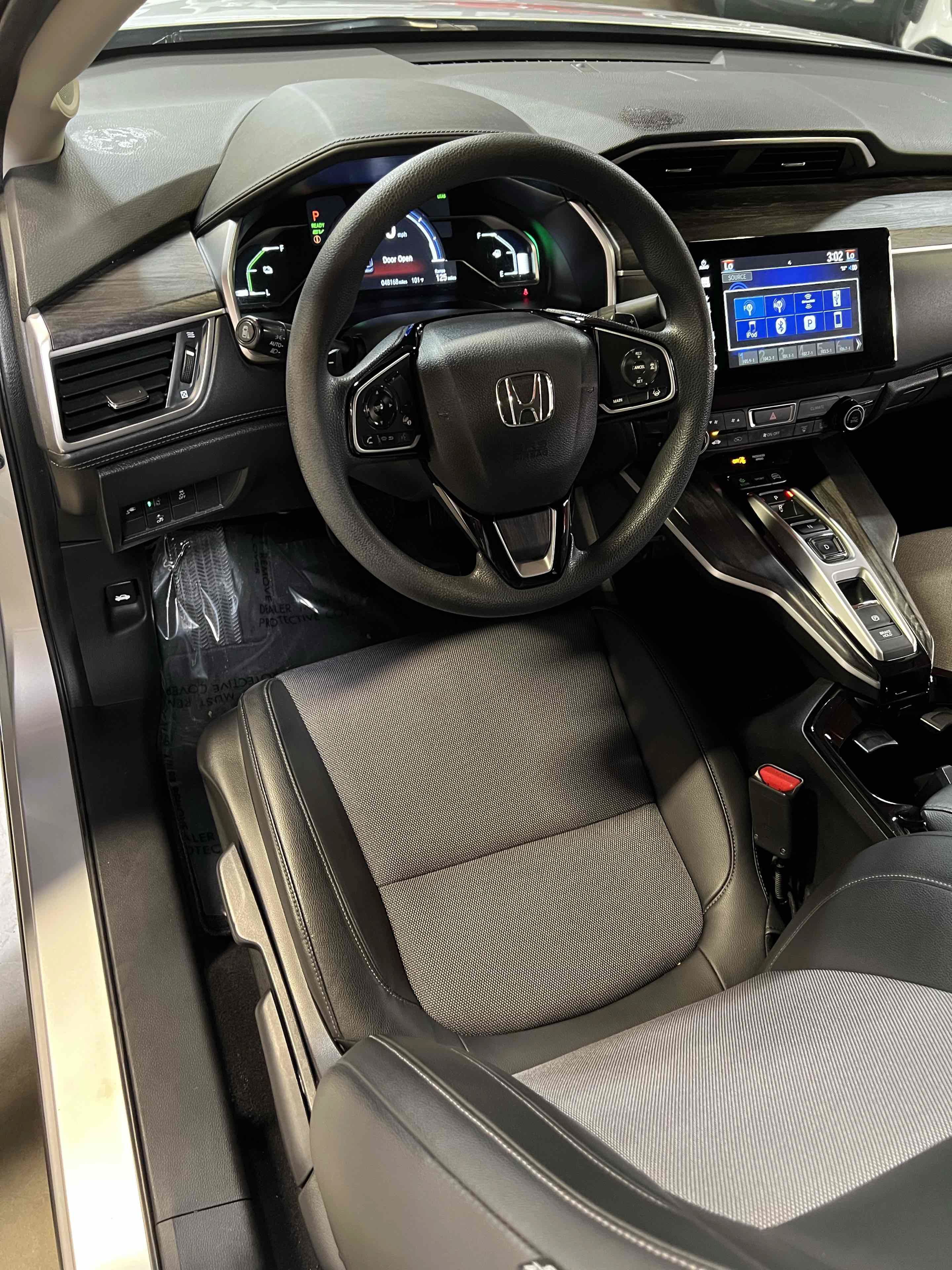 Used 2020 Honda Clarity Plug-In Hybrid image 25