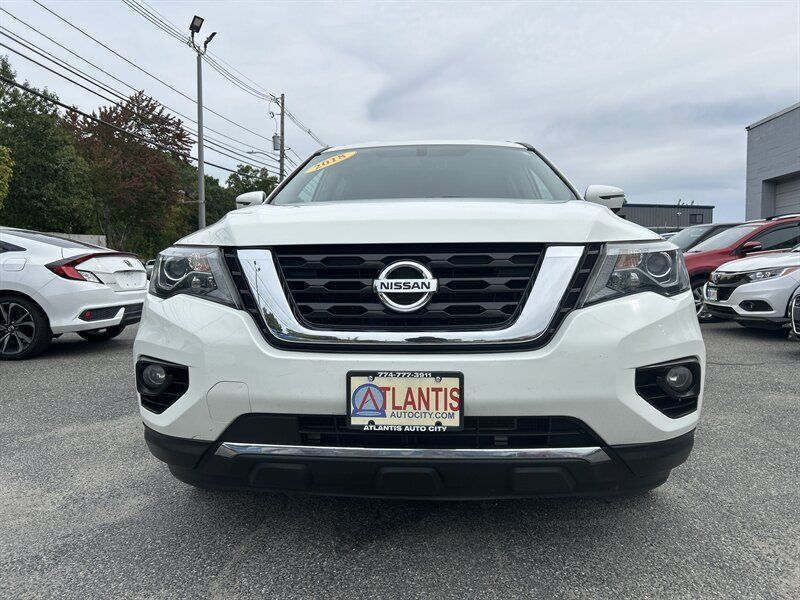 Used 2018 Nissan Pathfinder SV AWD/4WD image 2
