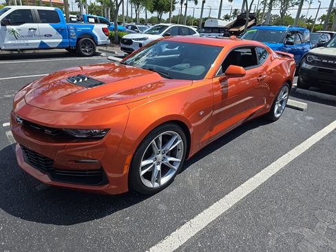 Used 2023 Chevrolet Camaro SS RWD image 2