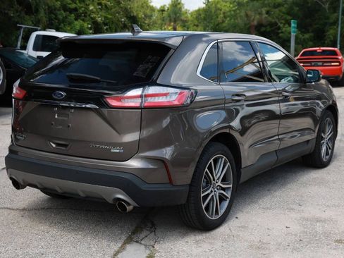 Used 2019 Ford Edge Titanium w/ Cold Weather Package AWD/4WD image 8