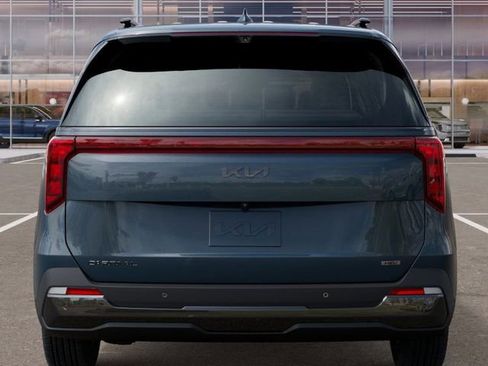 New 2026 Kia Carnival SX w/ SX Dark Edition Package image 13